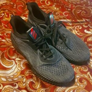 Men's Adidas Alpha Bounce size 10.5 Gray and black w red accents